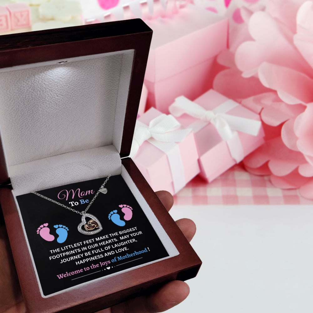 "Mom To Be"| Joys of Motherhood| Baby Feet Heart-shaped Necklace Gift for Pregnant Mothers