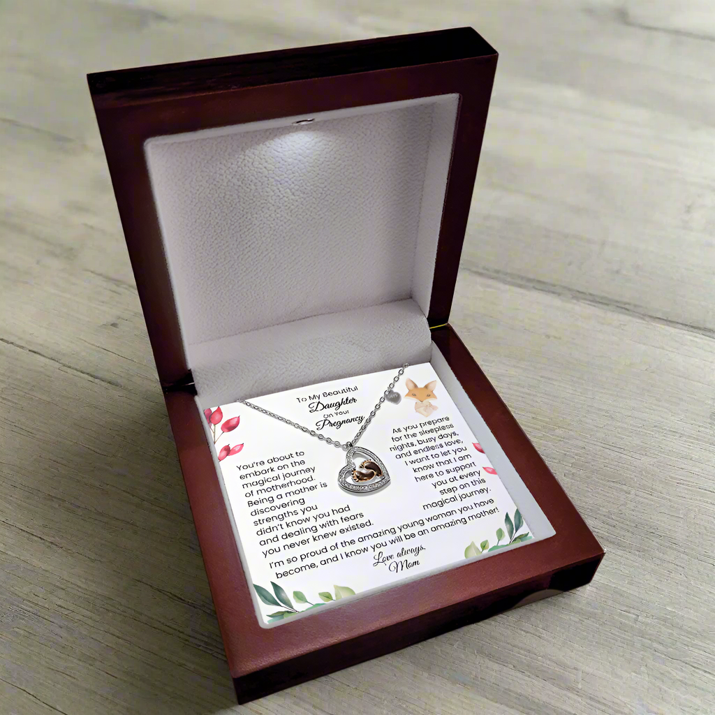 Beautiful Daughter | Motherhood| Baby Feet Heart-shaped Necklace Gift from Mom for Pregnant Mothers