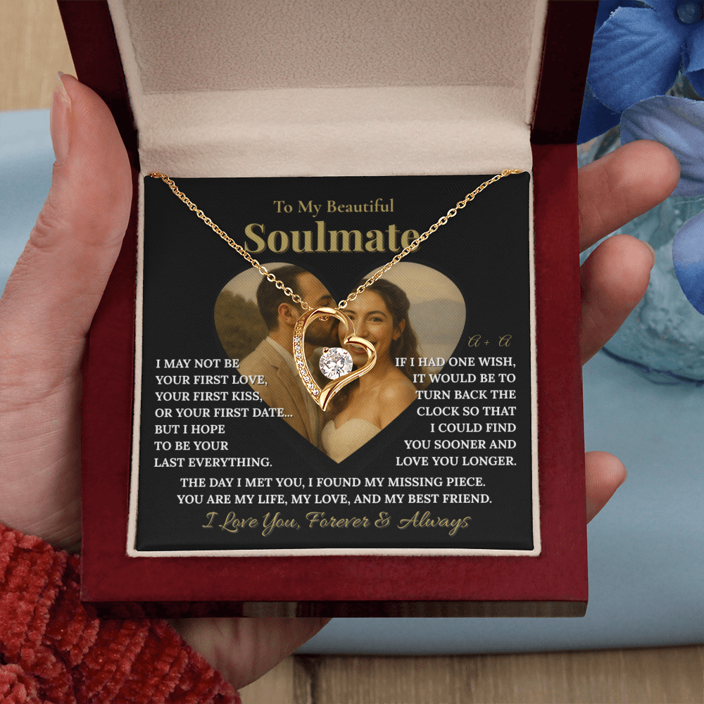 To My Beautiful Soulmate – Personalized Romantic Photo & Necklace Gift